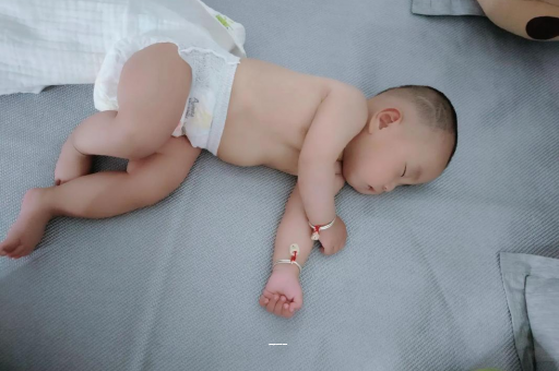 温州宝宝上火有眼屎
